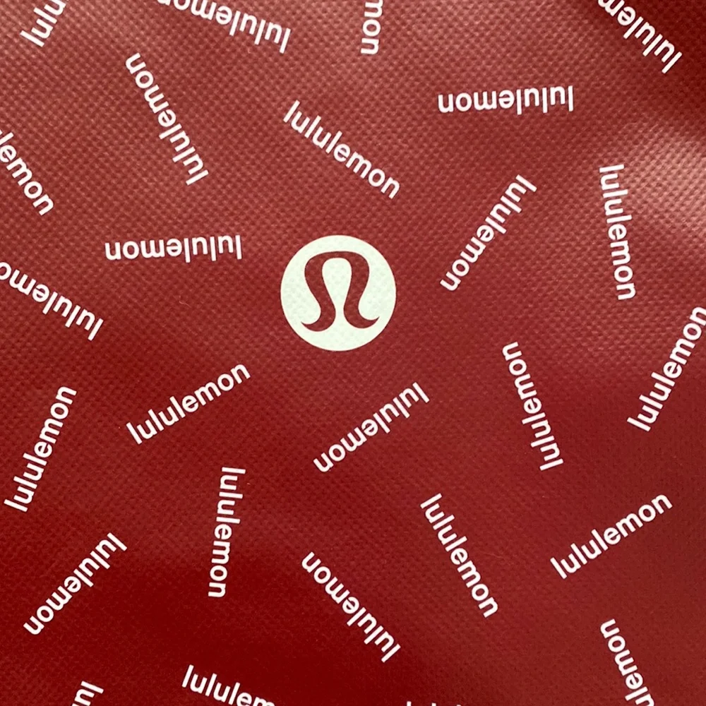 ❤️ 3 Large Brand New Lululemon Holiday Tote Bags